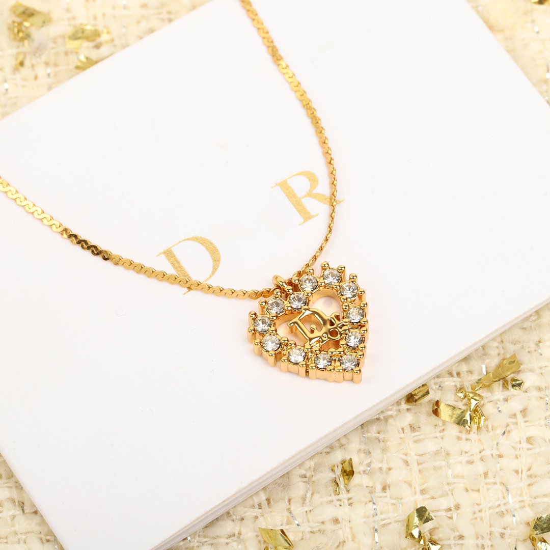 Luxury DiorLOVE NECKLACE