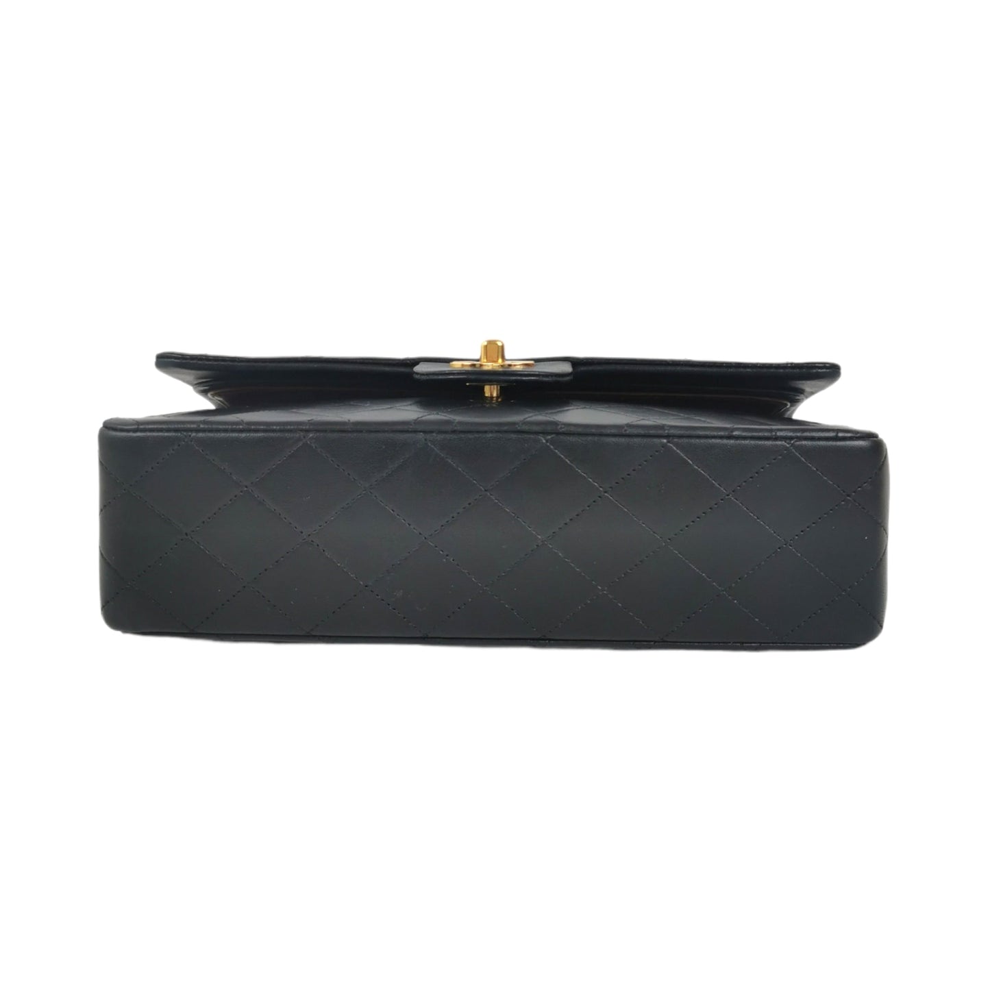 Luxury Chanel Classic Double Flap Medium Black Lambskin Gold