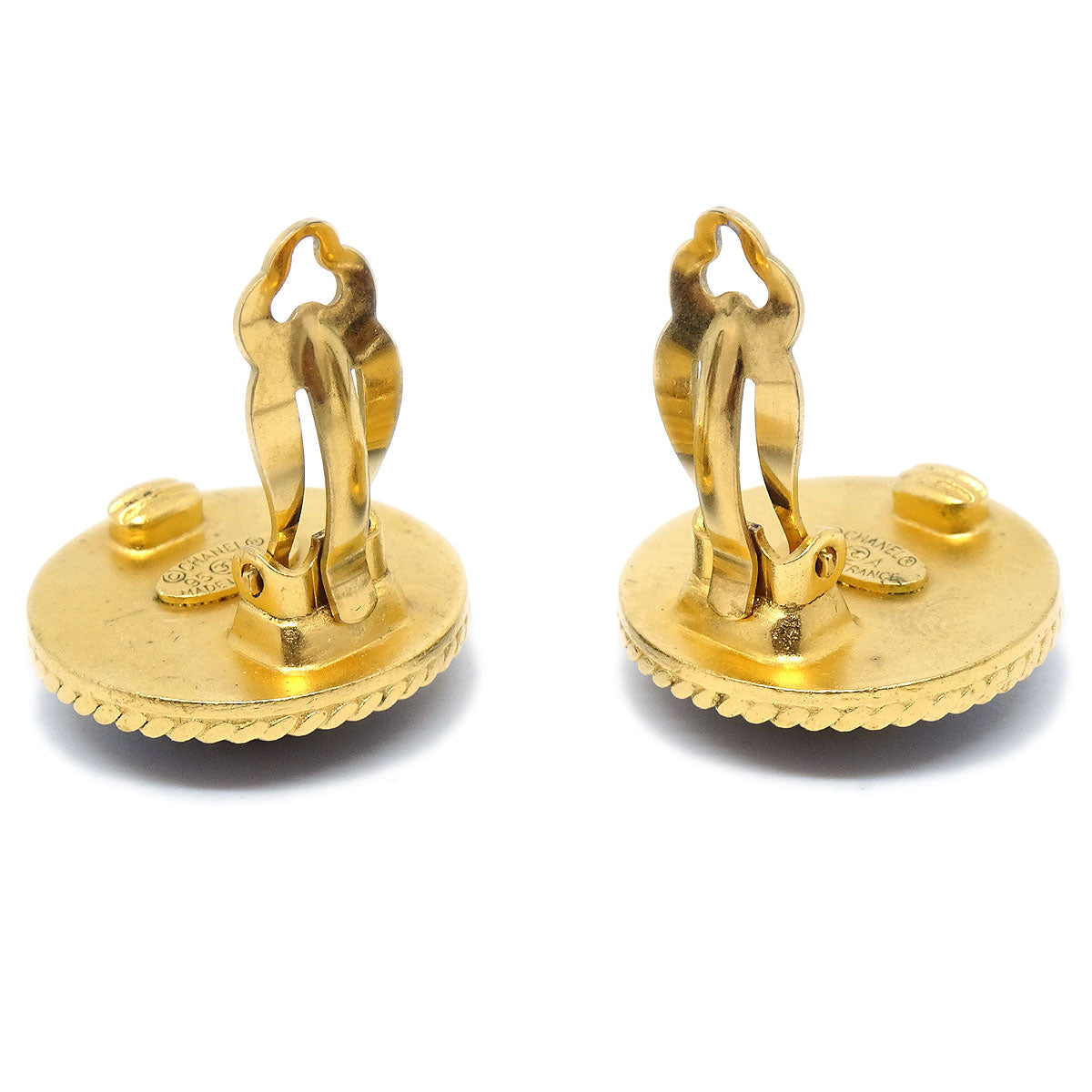 Luxury Chanel 1995 Mother-of-pearl Rope Edge Earrings Clip-On