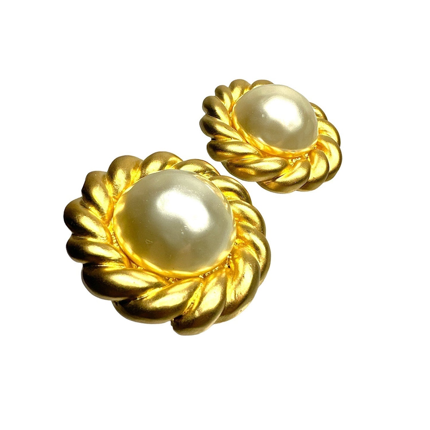 Vintage Chanel Mabe Pearl Earrings