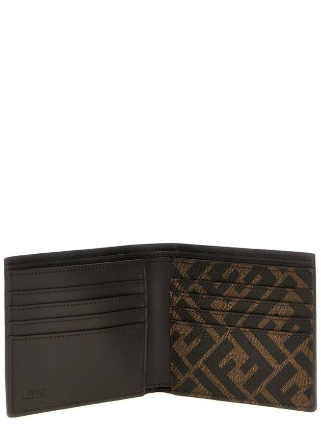 Luxury Fendi FF Square Leather Bi-Fold Half Wallet Brown