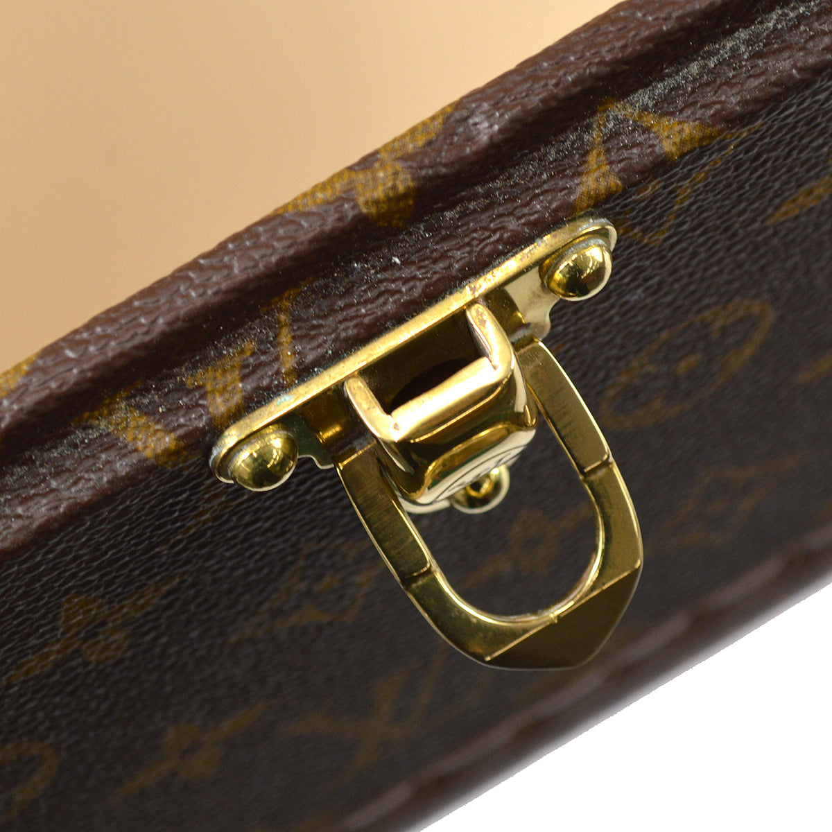 Louis Vuitton Bisten 70 Monogram M21324
