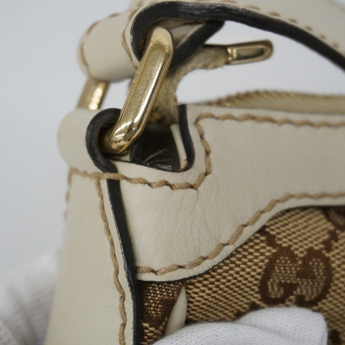 Gucci Sukey  Canvas Shoulder Bag ()