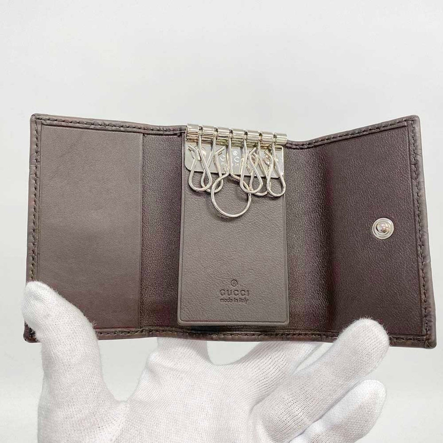Gucci  Leather Wallet  ()