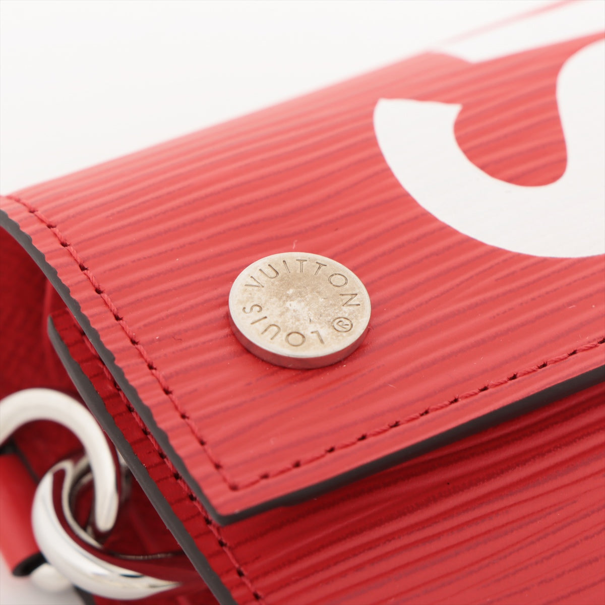Louis Vuitton x Spring Epi Chain Compact Wallet M67755 Leather x Metal Compact Wallet Red SN2127