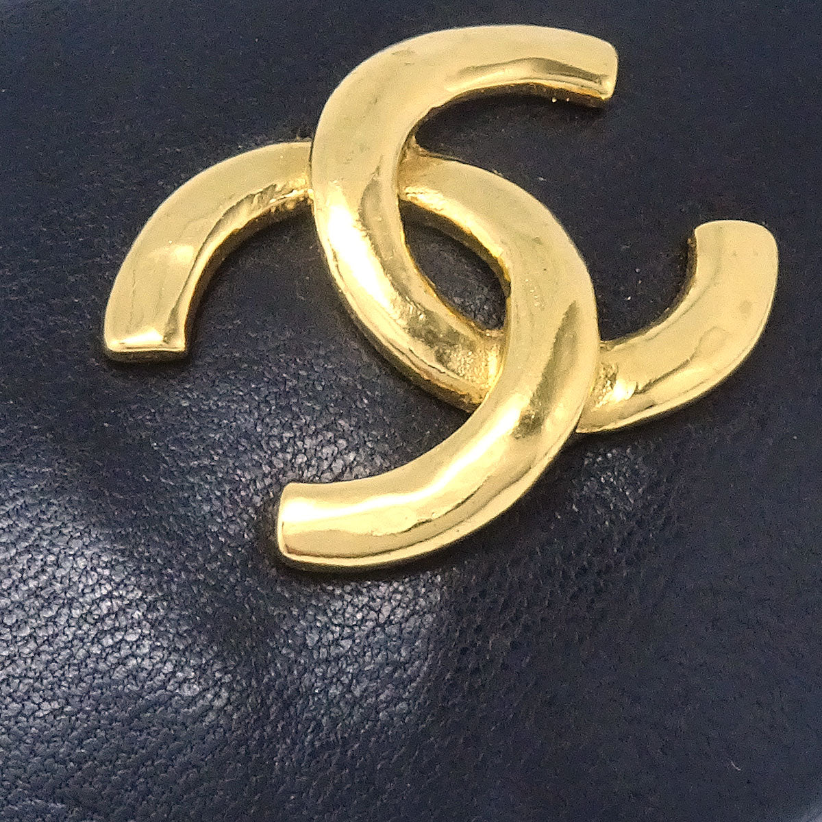 Luxury Chanel Hair Barrette Black 51