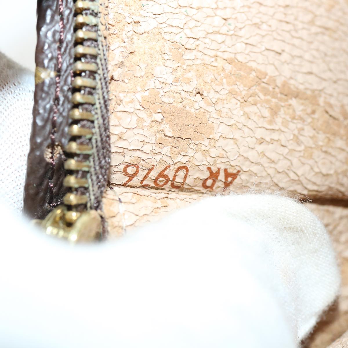 LOUIS VUITTON Monogram Bucket GM Accessory Pouch LV ac1028