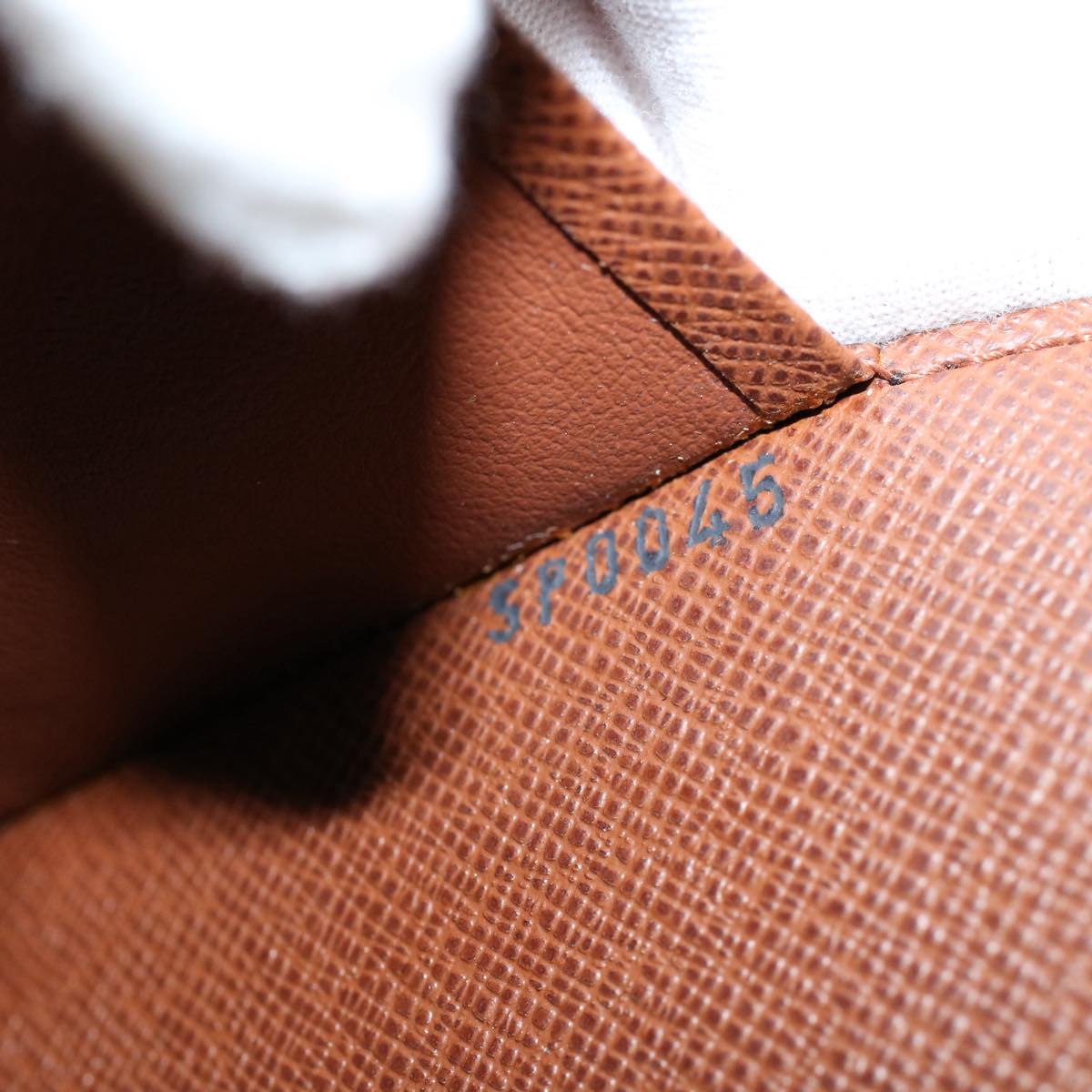 LOUIS VUITTON Monogram Agenda MM Day Planner Cover R20105 LV ac2210