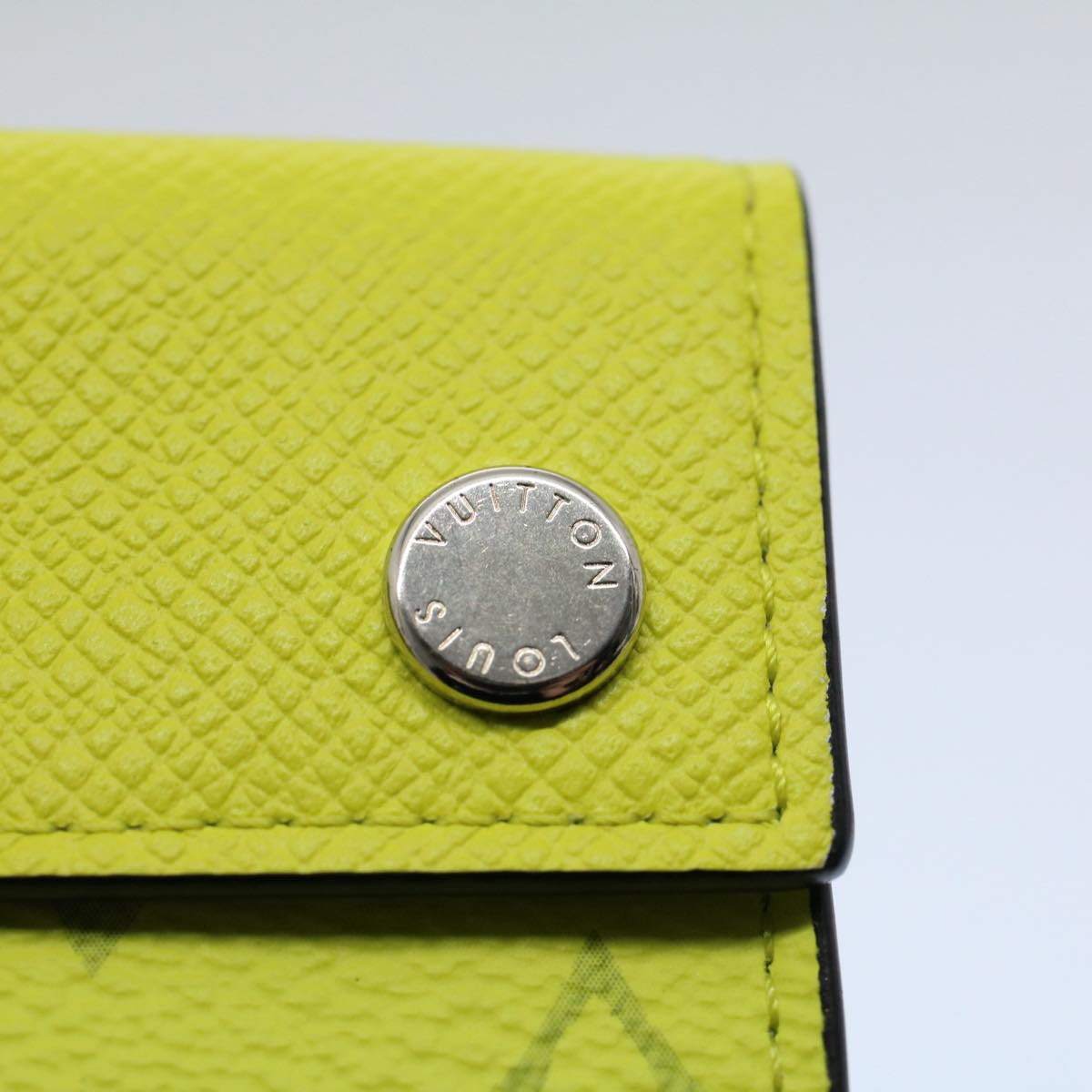LOUIS VUITTON Taigalama Discovery Compact Wallet Jaune M67629 LV ac2214