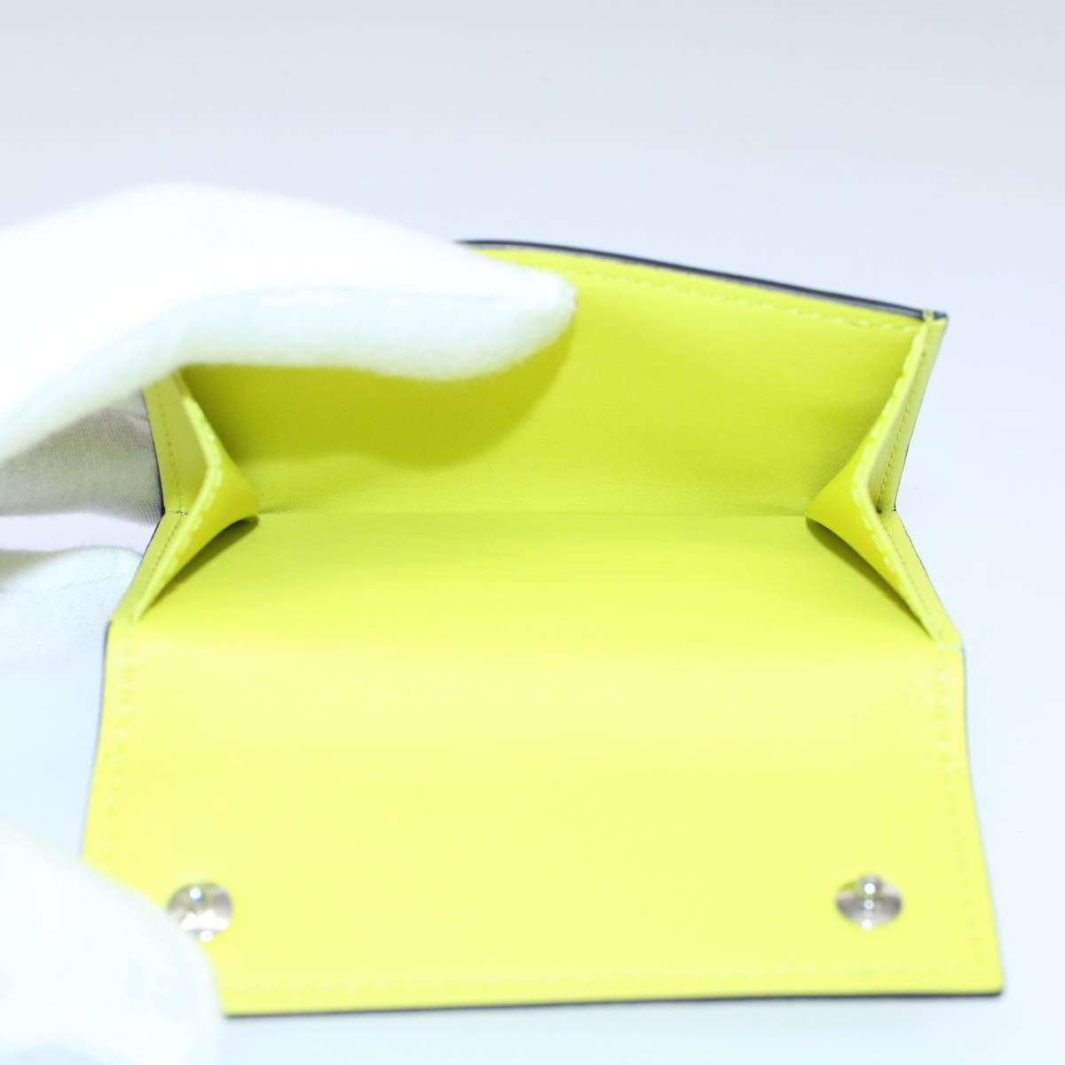 LOUIS VUITTON Taigalama Discovery Compact Wallet Jaune M67629 LV ac2214