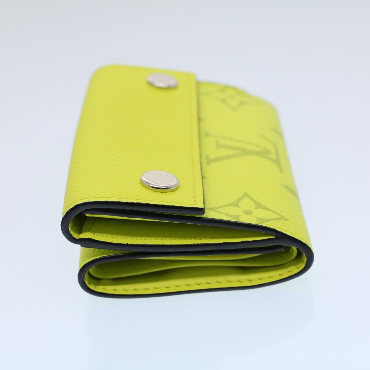 LOUIS VUITTON Taigalama Discovery Compact Wallet Jaune M67629 LV ac2214