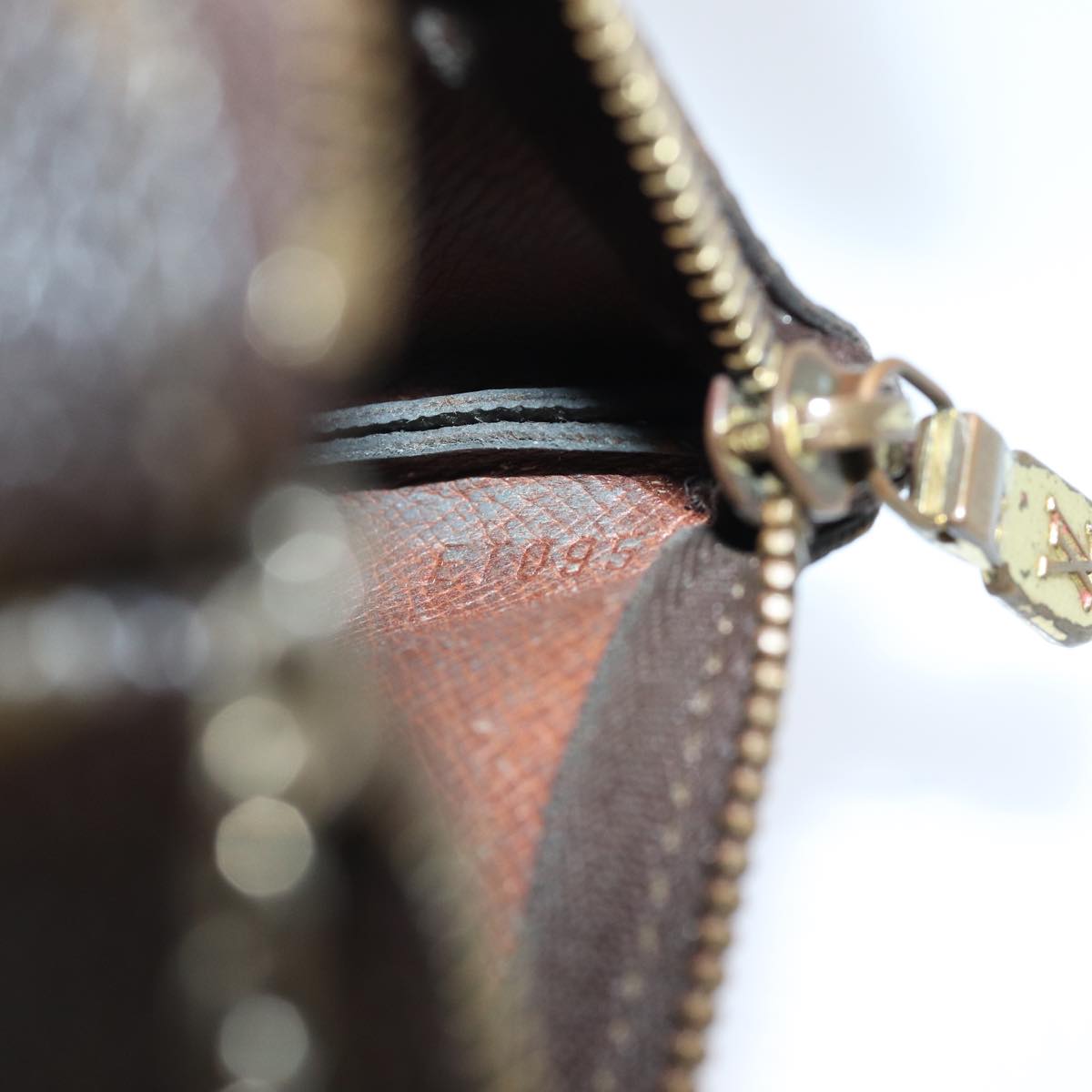 LOUIS VUITTON Monogram Pochette Cles Coin Purse M62650 LV ac2877