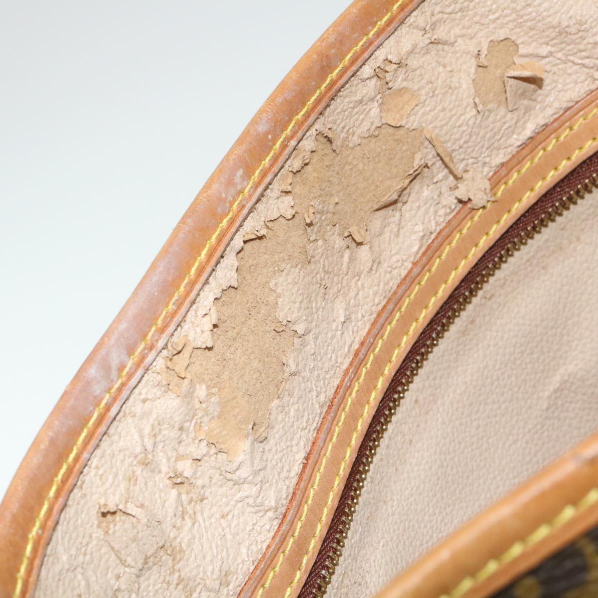 LOUIS VUITTON Monogram Bucket GM Shoulder Bag M42236 LV ac641
