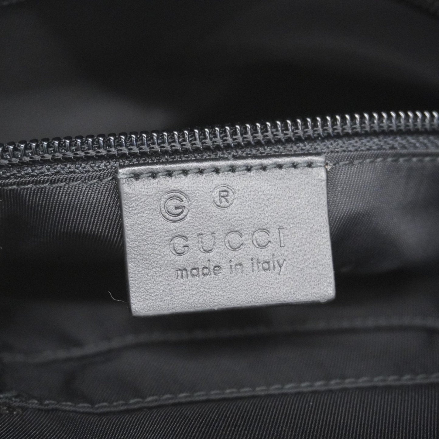 Gucci Sherry  Canvas Shoulder Bag ()