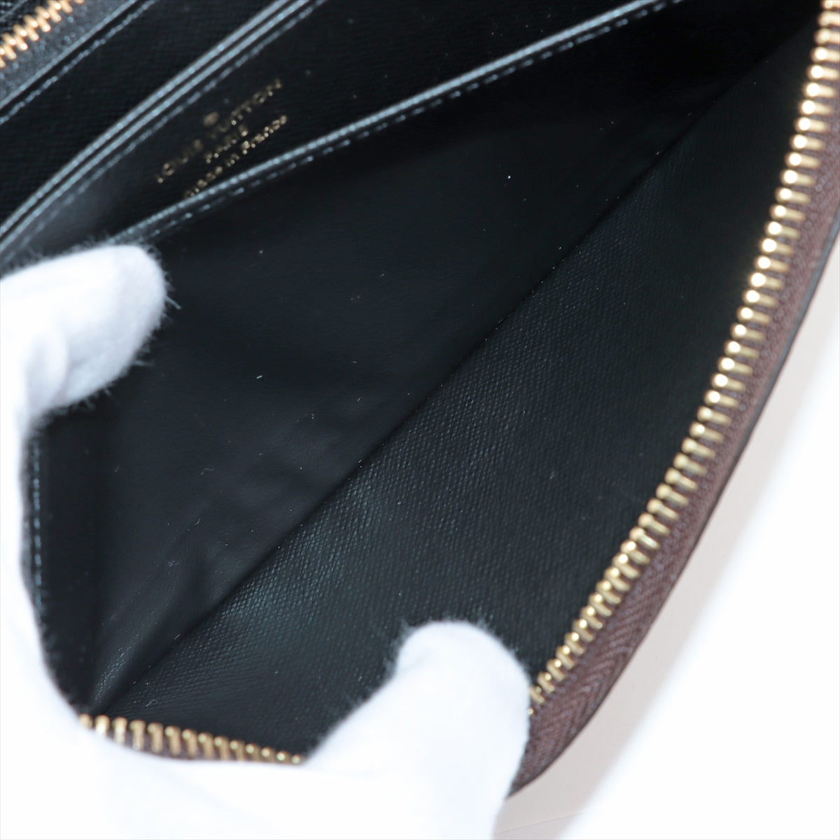 Louis Vuitton Giant Monogram Reverse Zippy Wallet M69353