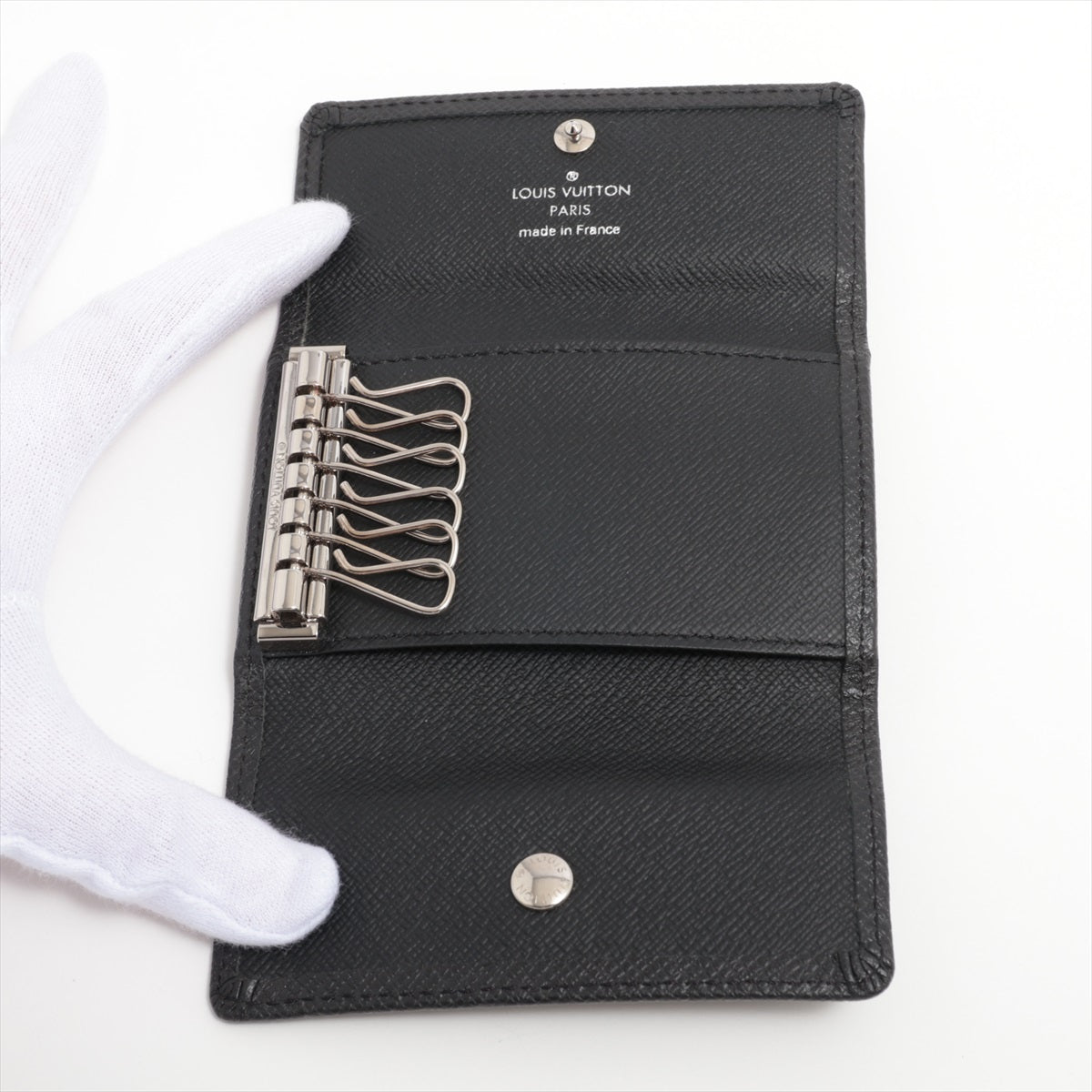 Louis Vuitton Taiga Multicle 6 M30500 Noneir Keycase  Reaction