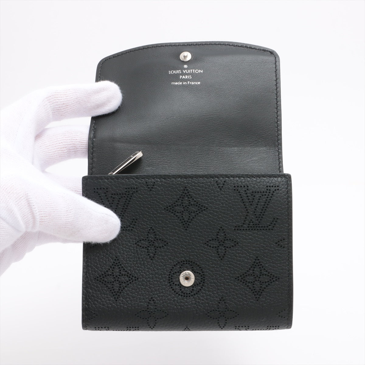 Louis Vuitton Machina Portfolio Illis M62540