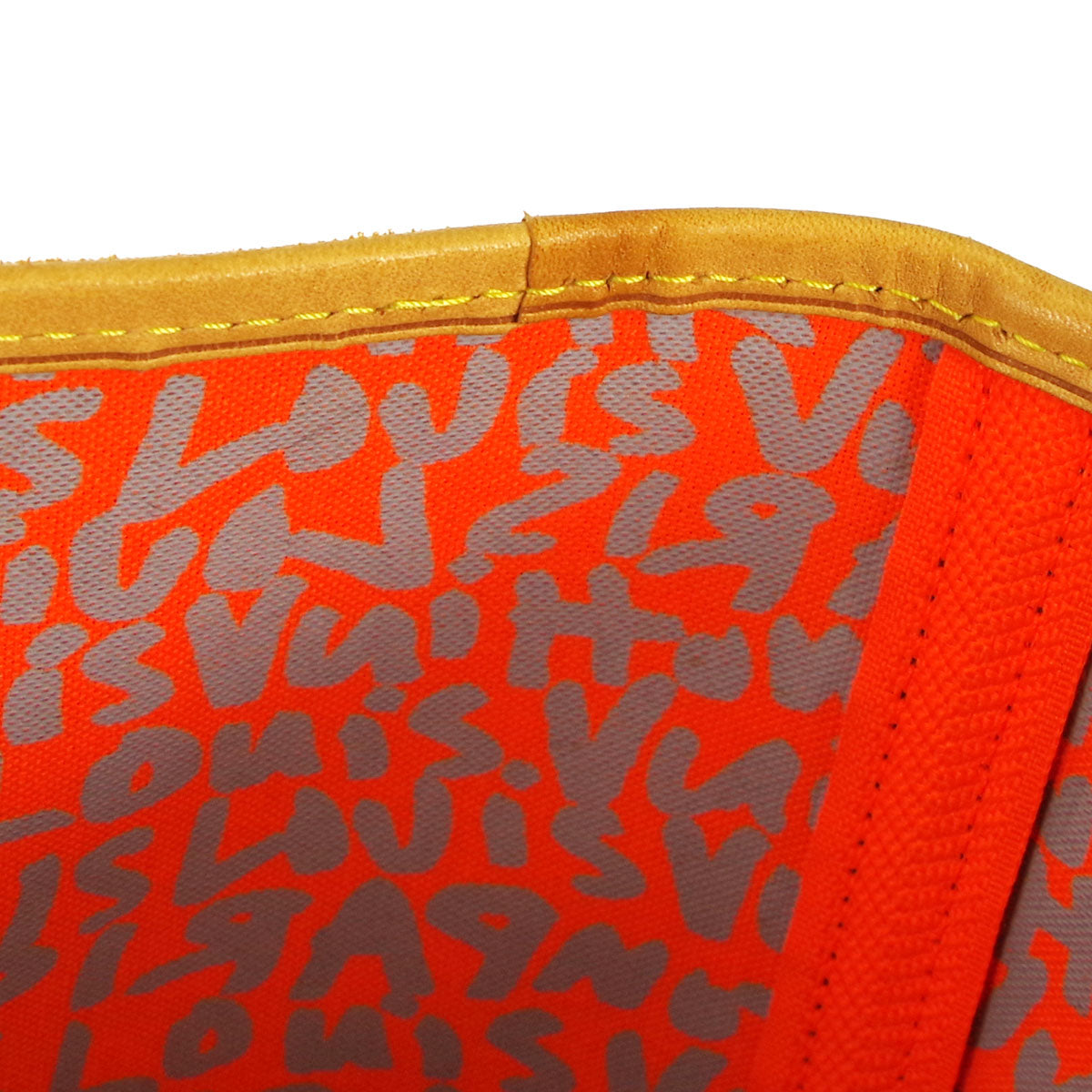 Louis Vuitton 2009 Neverfull GM Monogram Graffiti M93702