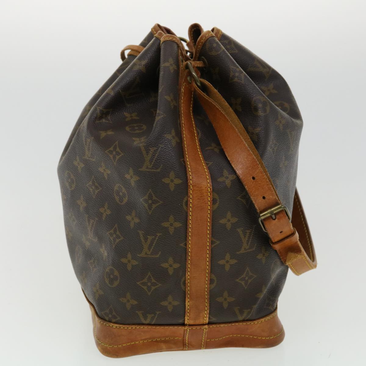 LOUIS VUITTON Monogram Noe Shoulder Bag M42224 LV ai473