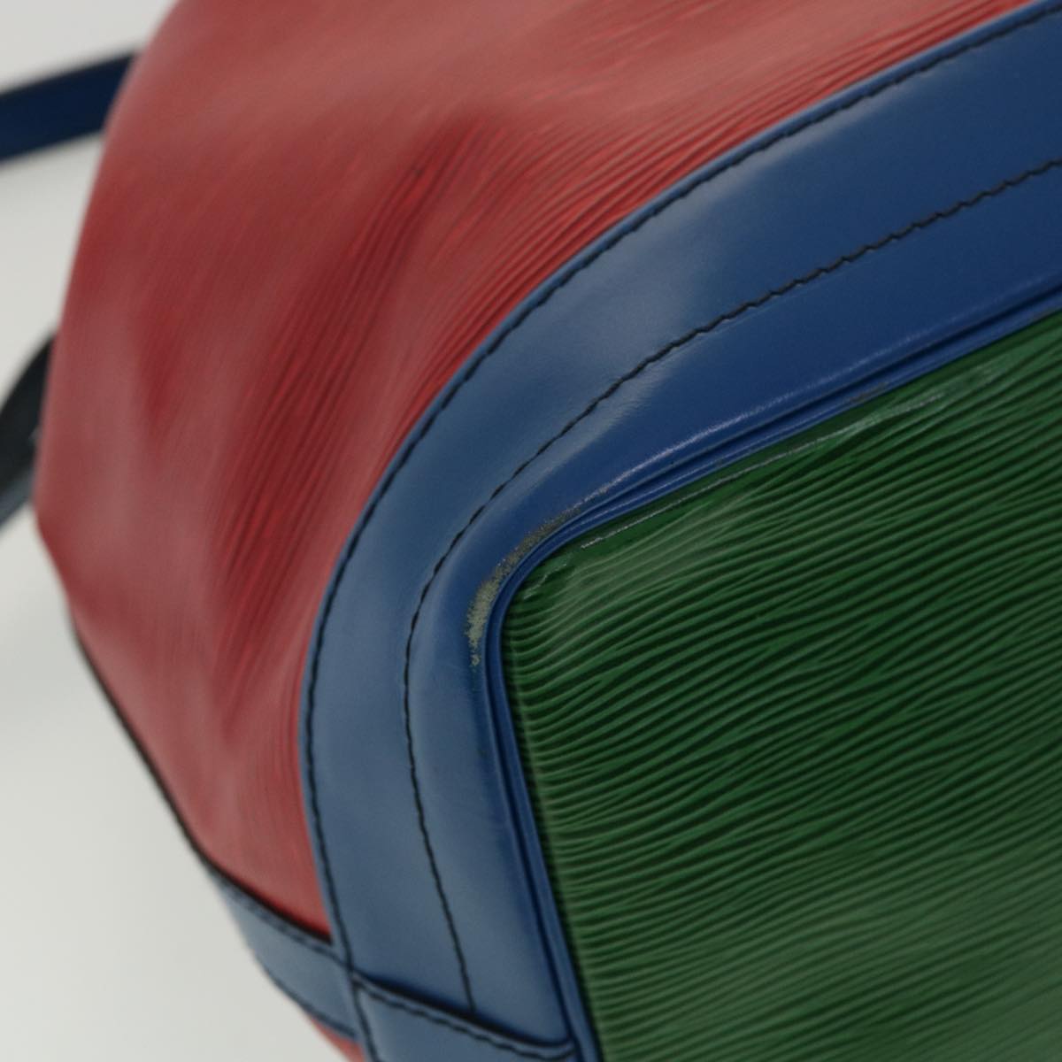 LOUIS VUITTON Epi Tricolor Noe Shoulder Bag Green Blue Red M44084 LV ai477