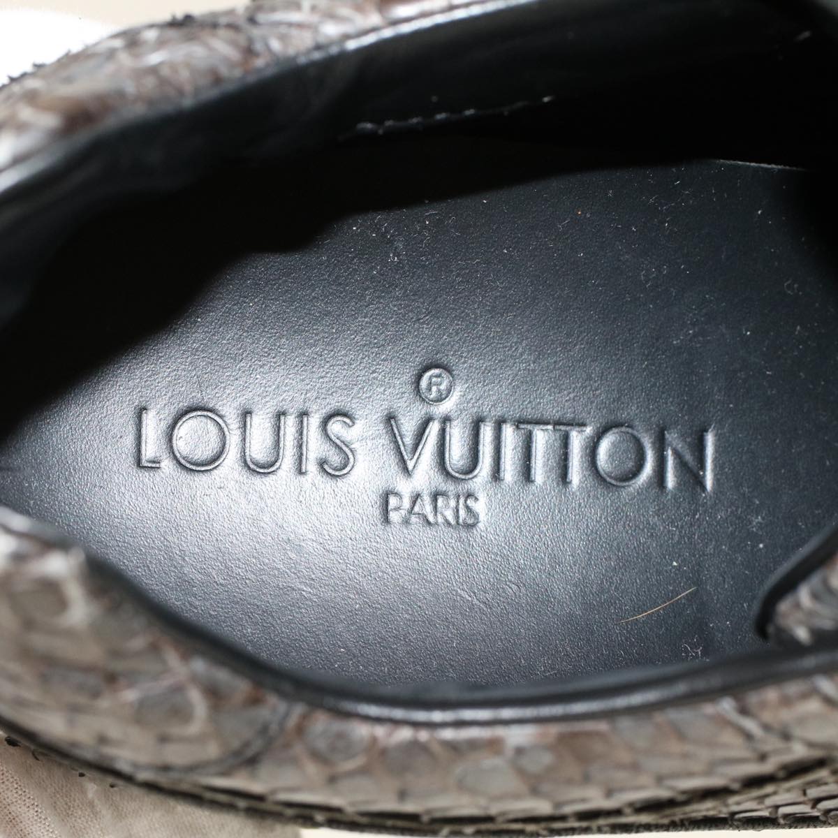 LOUIS VUITTON Sneakers Exotic Leather 6 Black LV ak202