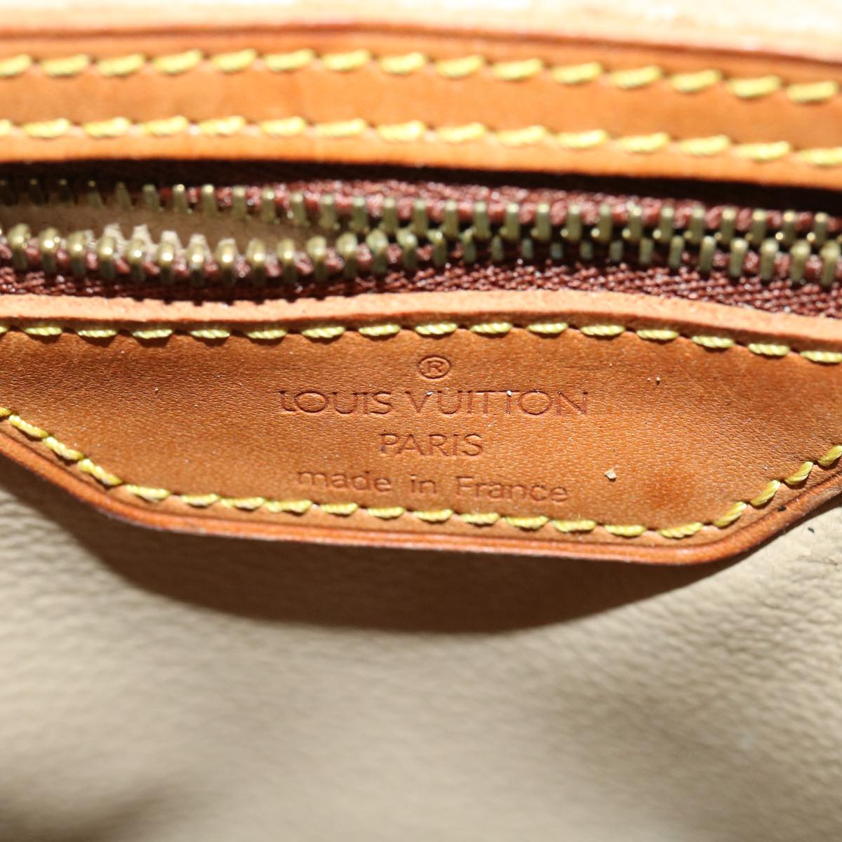 LOUIS VUITTON Monogram Bucket GM Shoulder Bag M42236 LV am3196