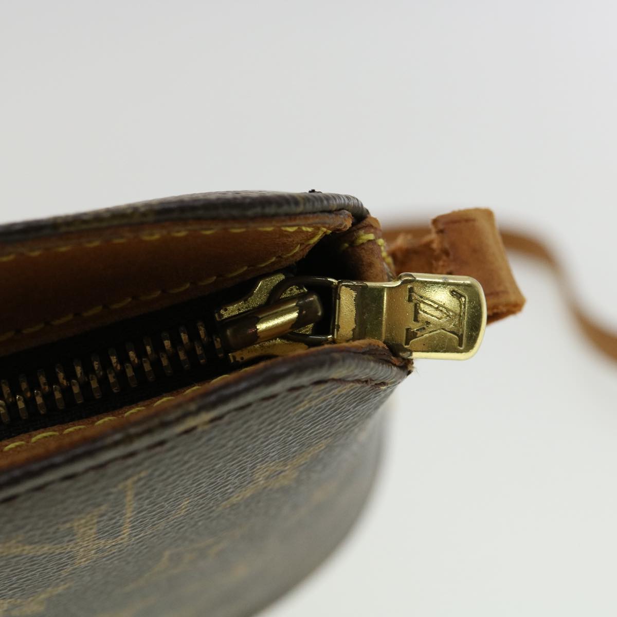 LOUIS VUITTON Monogram Drouot Shoulder Shoulder Bag M51290 LV am3269
