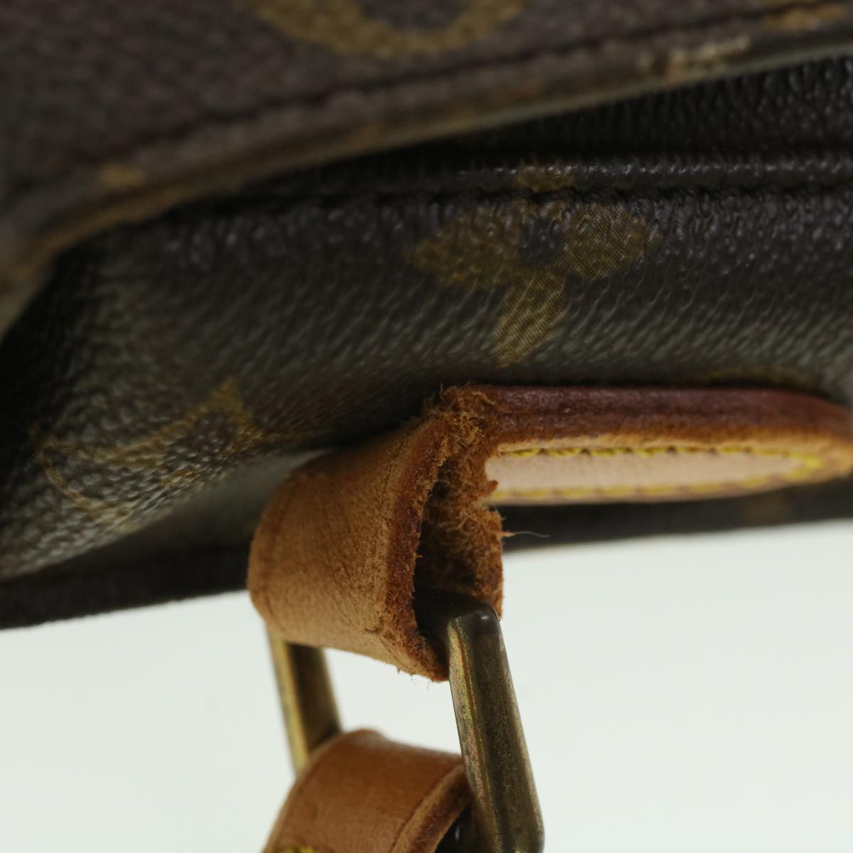 LOUIS VUITTON Monogram Saint Cloud MM Shoulder Bag M51243 LV am3753