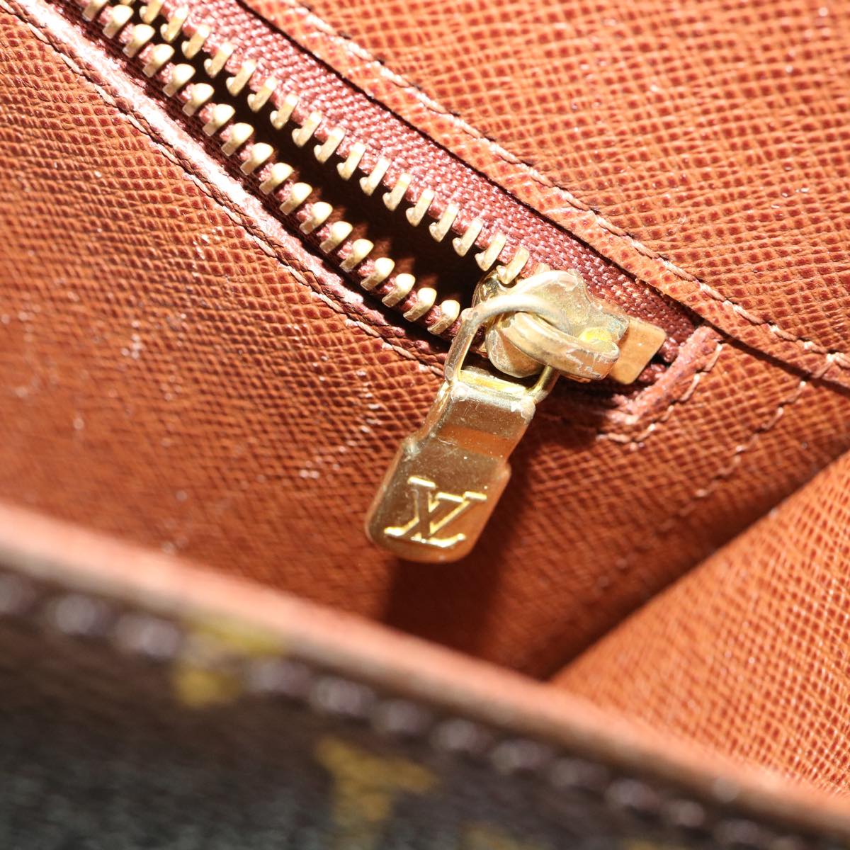 LOUIS VUITTON Monogram Saint Cloud GM Shoulder Bag M51242 LV am3784