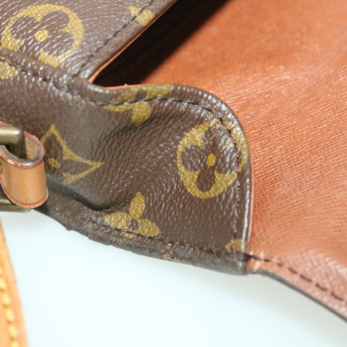 LOUIS VUITTON Monogram Saint Cloud MM Shoulder Bag M51243 LV am3927