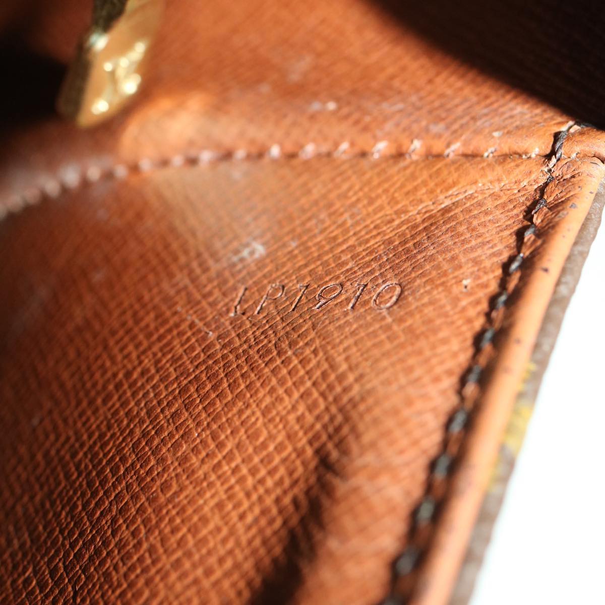 LOUIS VUITTON Monogram Saint Cloud MM Shoulder Bag M51243 LV am3927