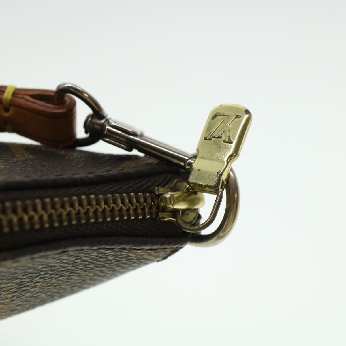 LOUIS VUITTON Monogram Pochette Accessoires Pouch M51980 LV am4477