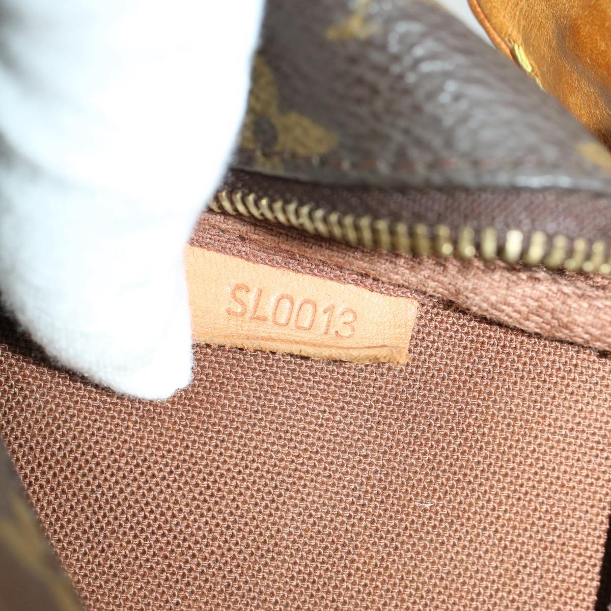 LOUIS VUITTON Monogram Pochette Accessoires Pouch M51980 LV am4477