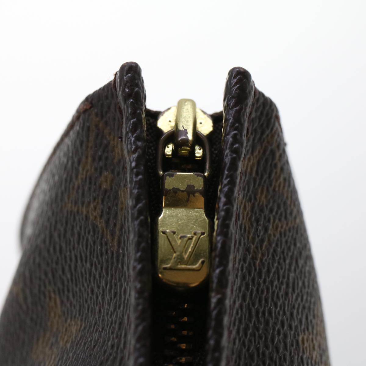 LOUIS VUITTON Monogram Poche Toilette 19 Pouch M47544 LV am4512