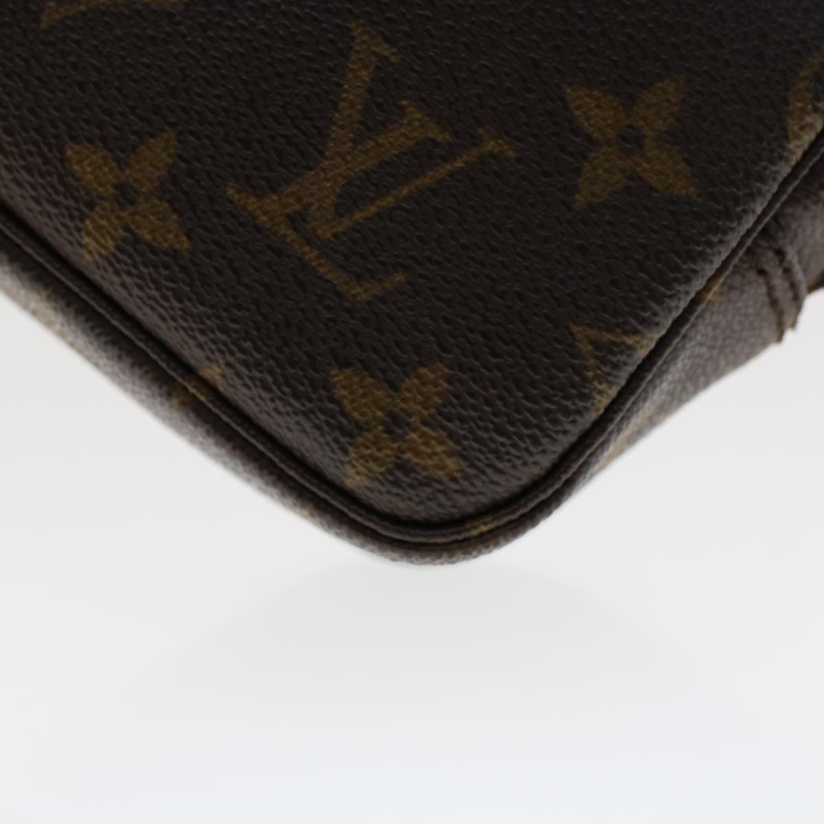 LOUIS VUITTON Monogram Trousse Toilette 23 Clutch Bag M47524 LV am4550