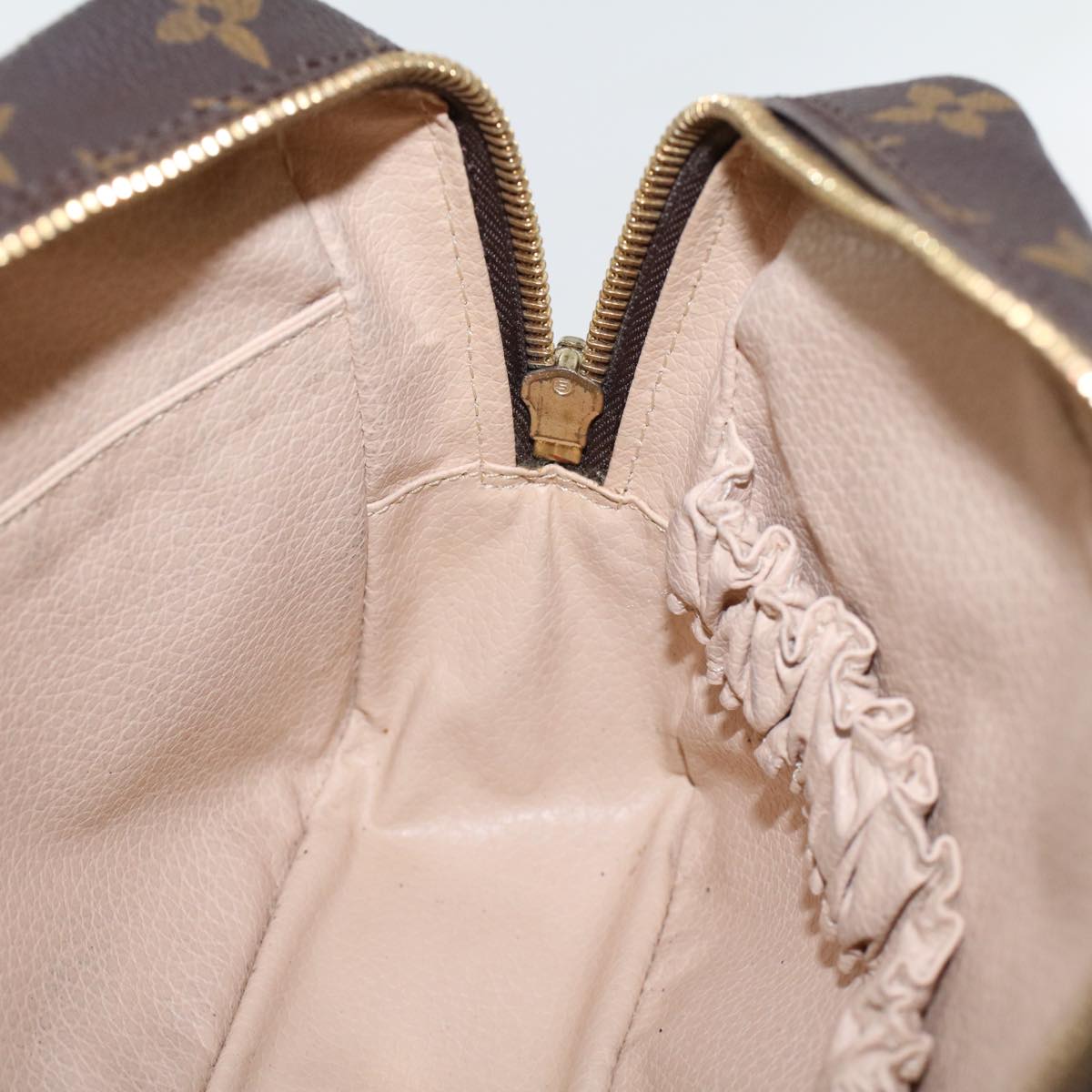LOUIS VUITTON Monogram Trousse Toilette 23 Clutch Bag M47524 LV am4550