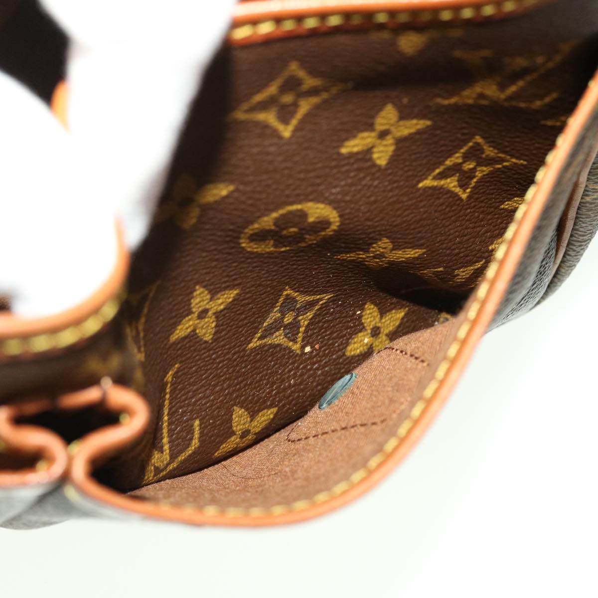 LOUIS VUITTON Monogram Gibeciere MM Shoulder Bag M42247 LV am4560