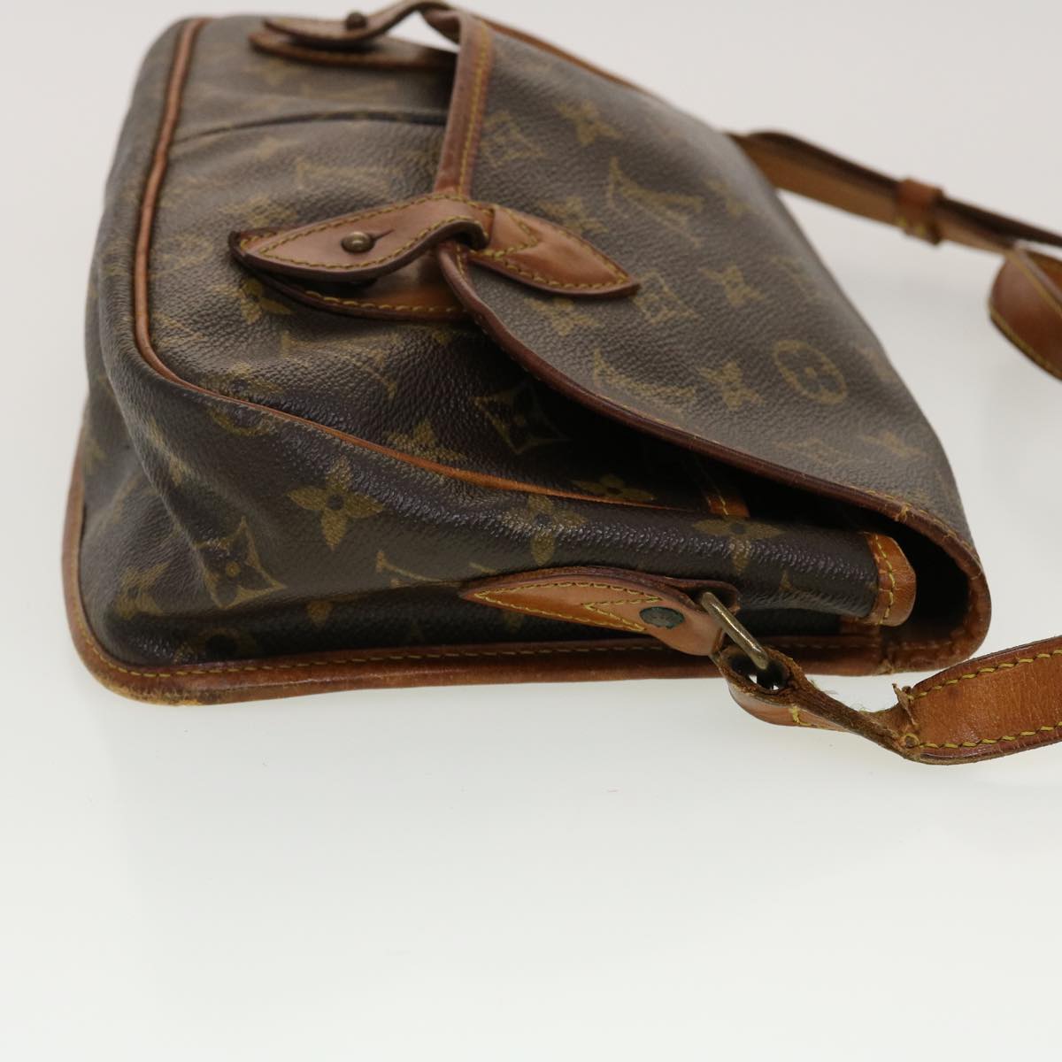 LOUIS VUITTON Monogram Gibeciere MM Shoulder Bag M42247 LV am4560