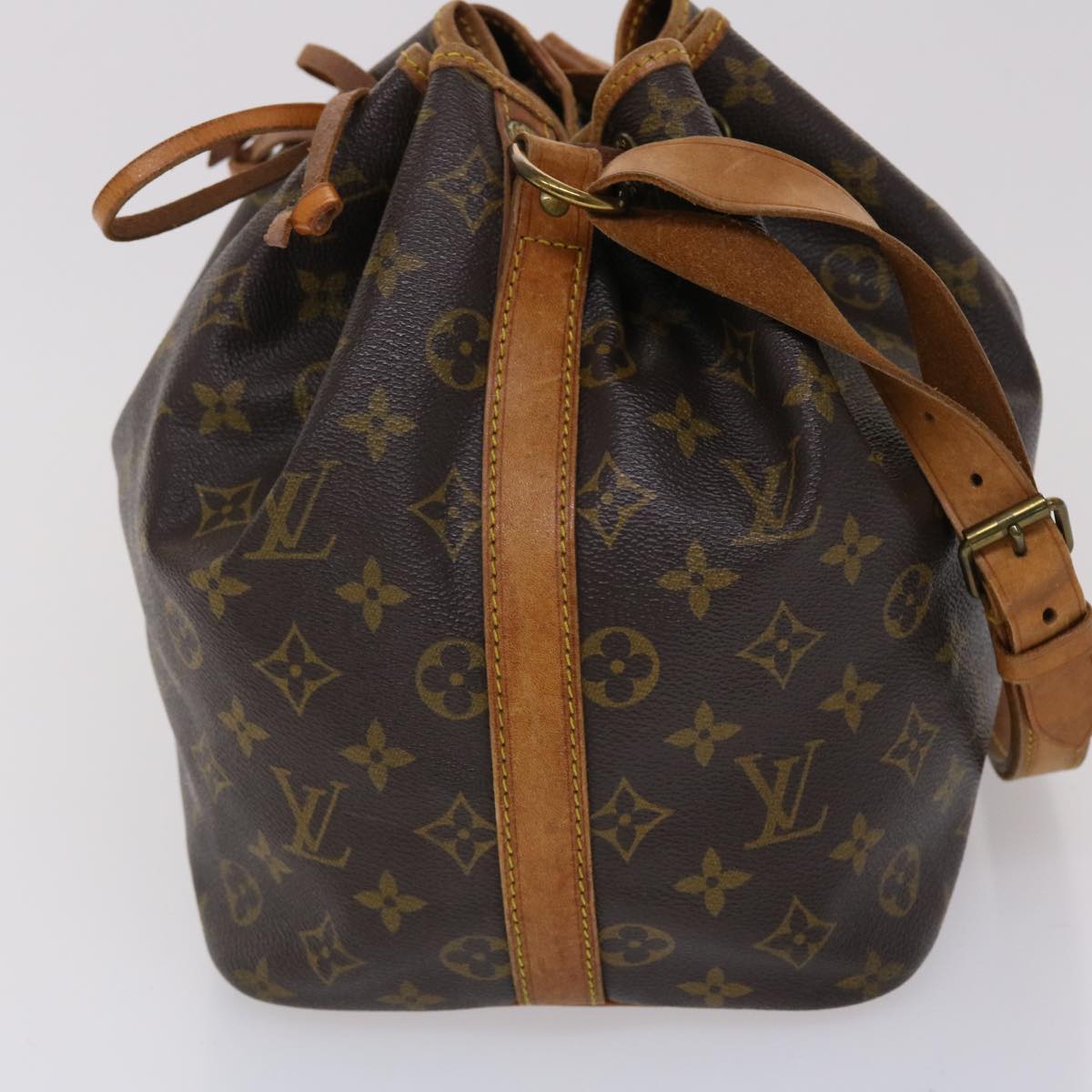 LOUIS VUITTON Monogram Petit Noe Shoulder Bag M42226 LV am4589