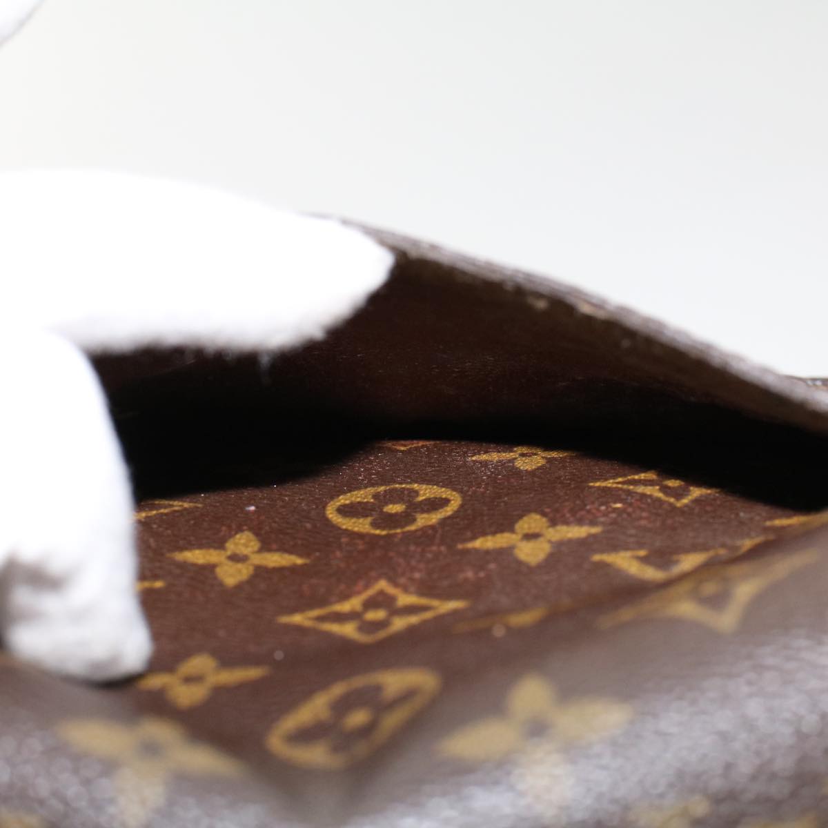 LOUIS VUITTON Monogram Saint Cloud MM Shoulder Bag M51243 LV am4600