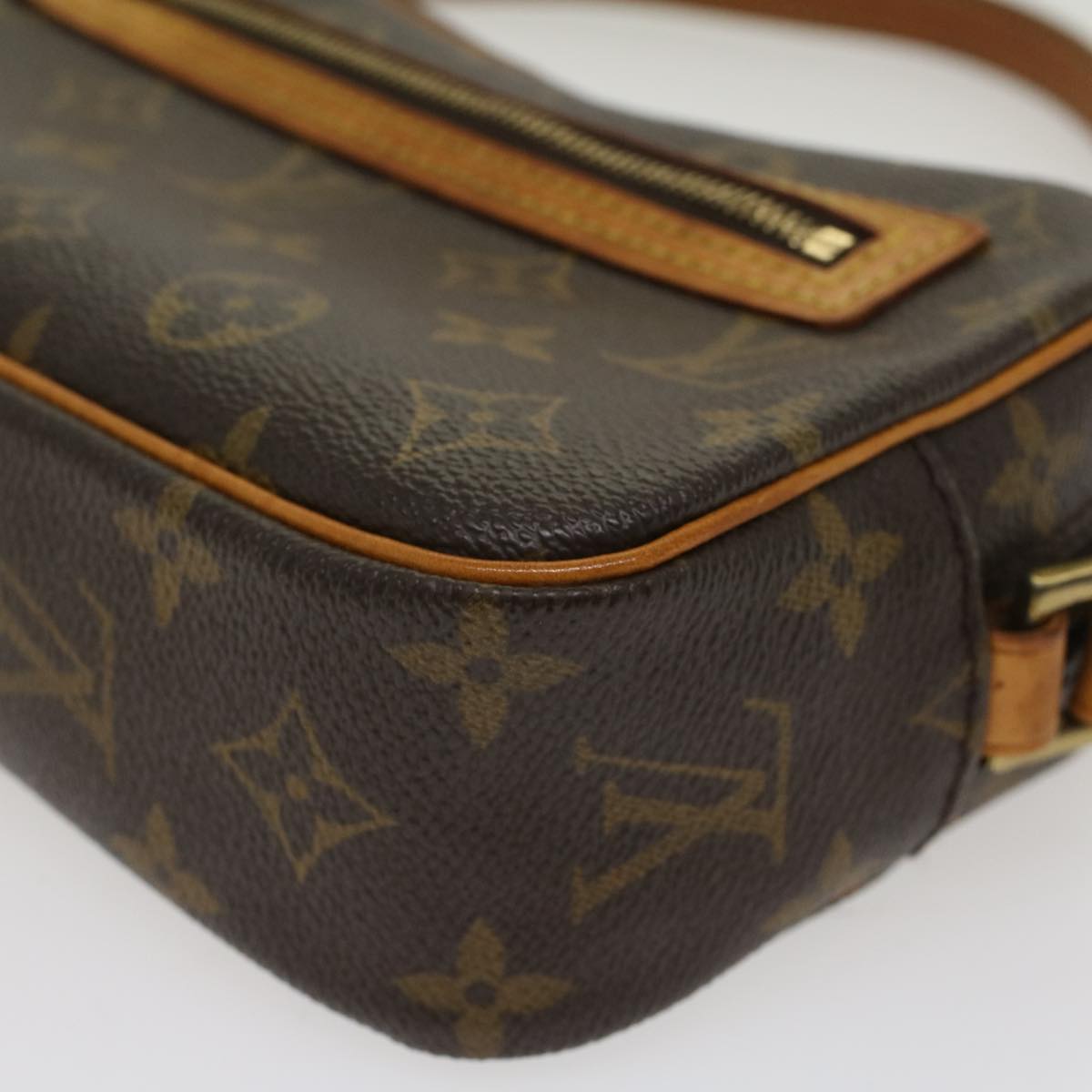LOUIS VUITTON Monogram Pochette Cite Shoulder Bag M51183 LV am4615