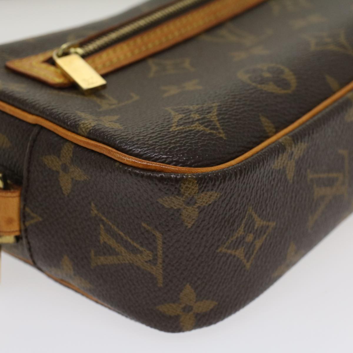 LOUIS VUITTON Monogram Pochette Cite Shoulder Bag M51183 LV am4615