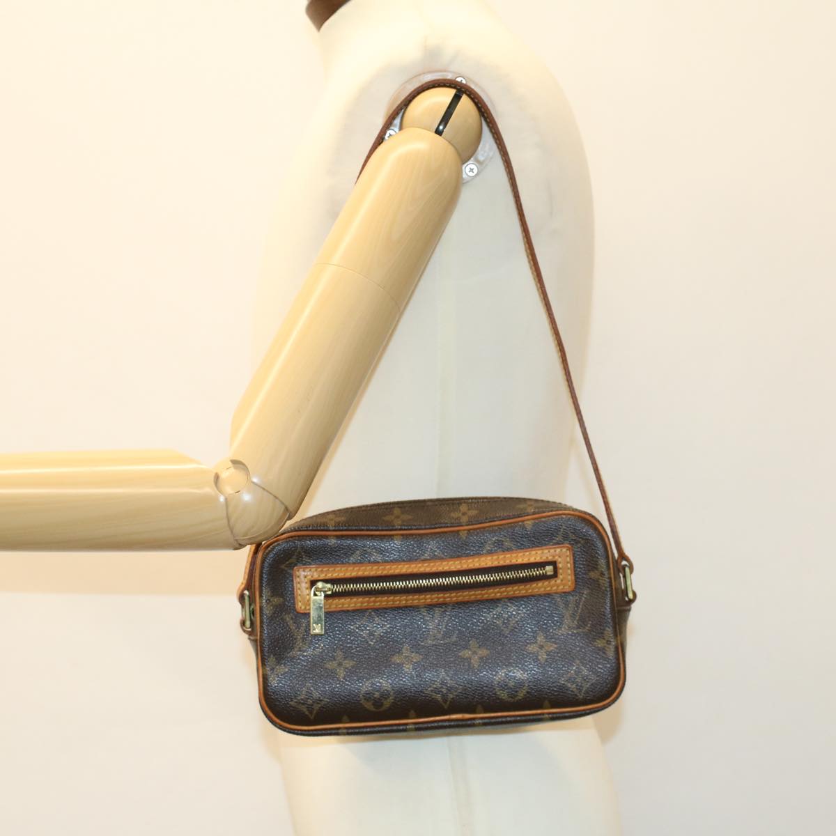 LOUIS VUITTON Monogram Pochette Cite Shoulder Bag M51183 LV am4615