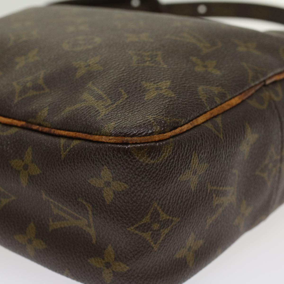 LOUIS VUITTON Monogram Petit Marceau Shoulder Bag M40264 LV am4627
