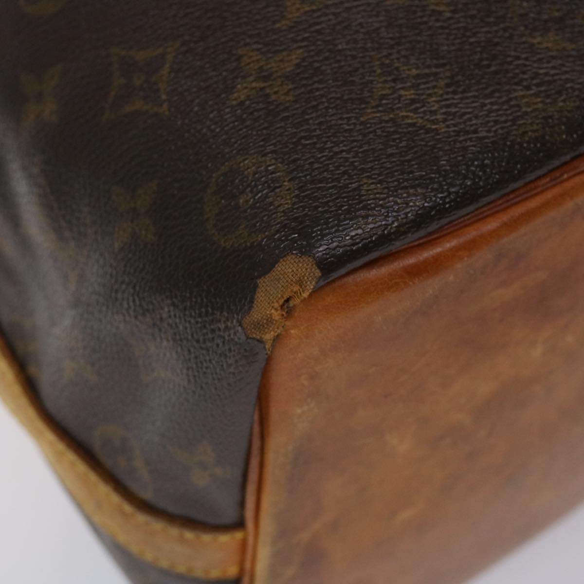 LOUIS VUITTON Monogram Petit Noe Shoulder Bag M42226 LV am4629