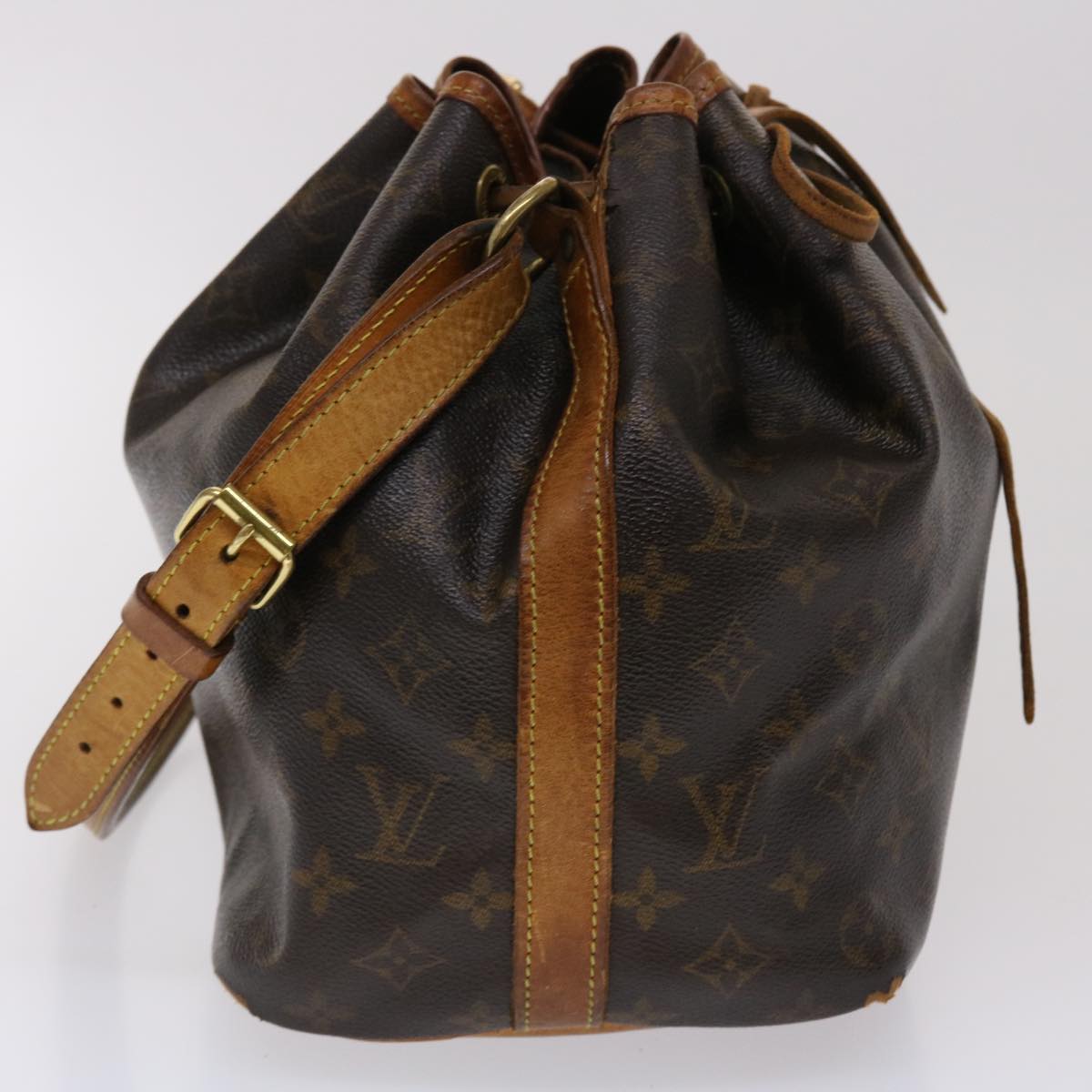 LOUIS VUITTON Monogram Petit Noe Shoulder Bag M42226 LV am4629