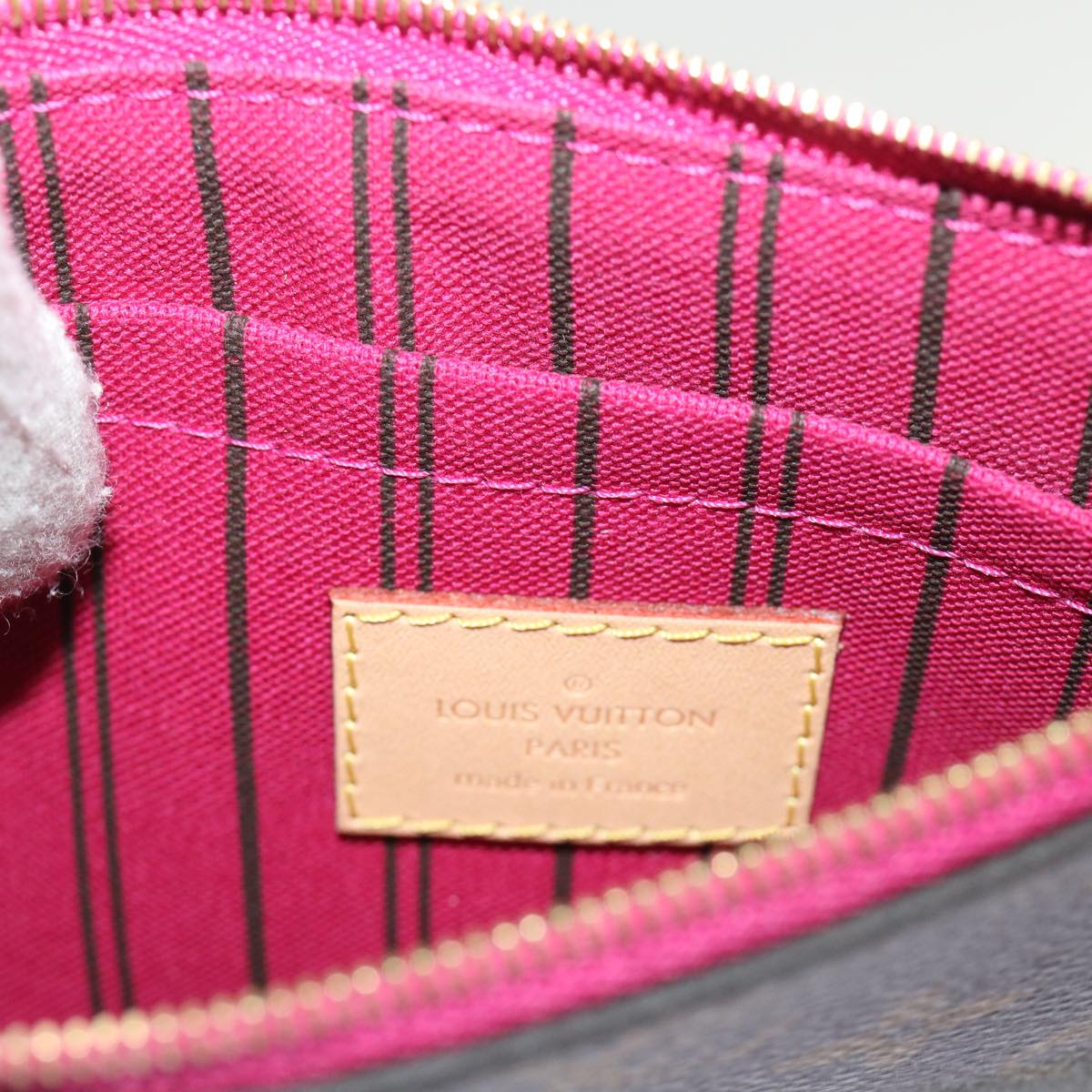 LOUIS VUITTON Monogram Neverfull PM Pouch LV am4637
