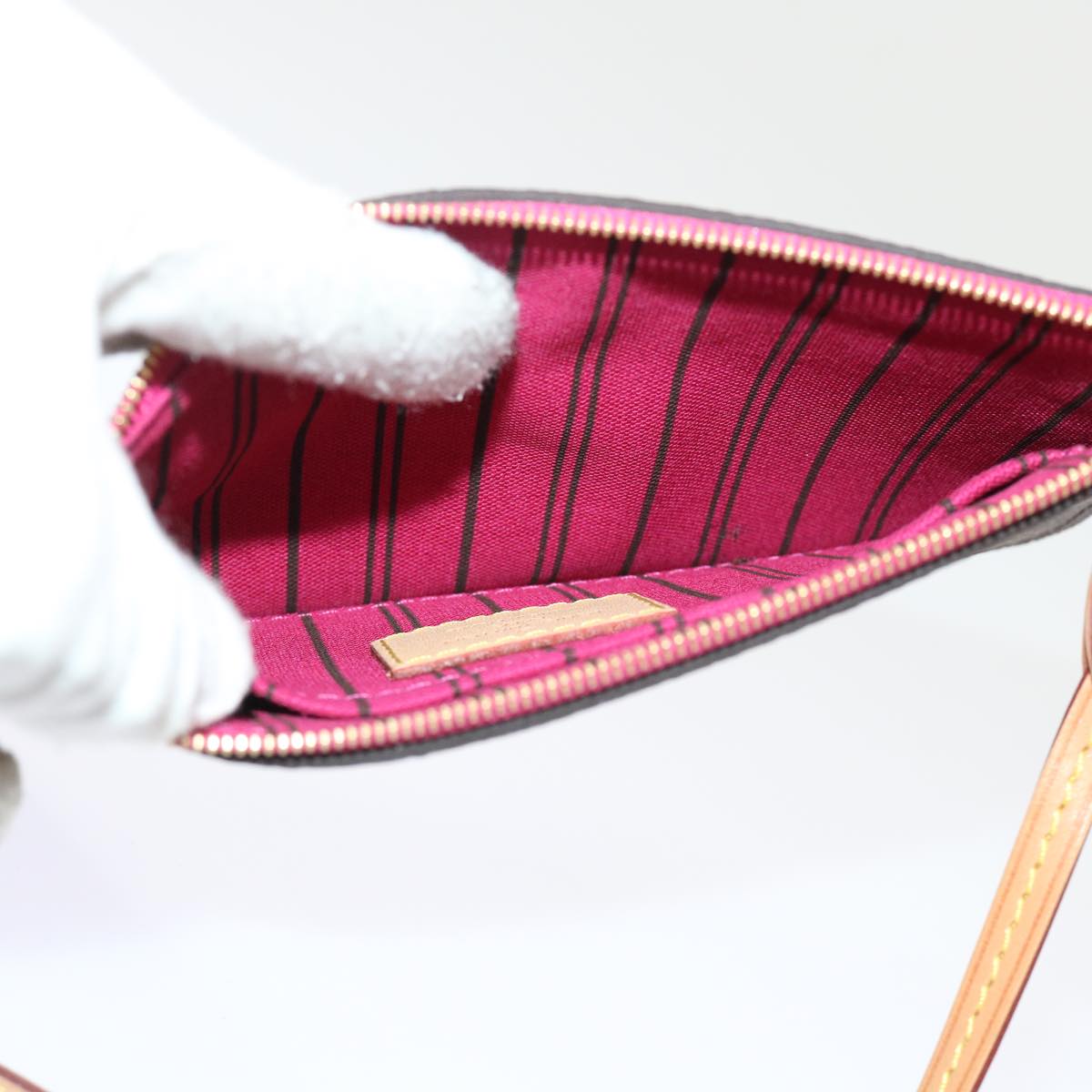 LOUIS VUITTON Monogram Neverfull PM Pouch LV am4637