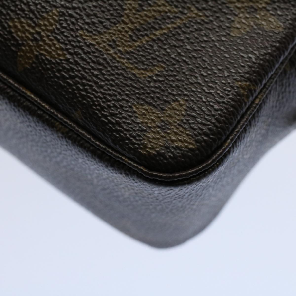 LOUIS VUITTON Monogram Trousse Toilette 23 Clutch Bag M47524 LV am5051