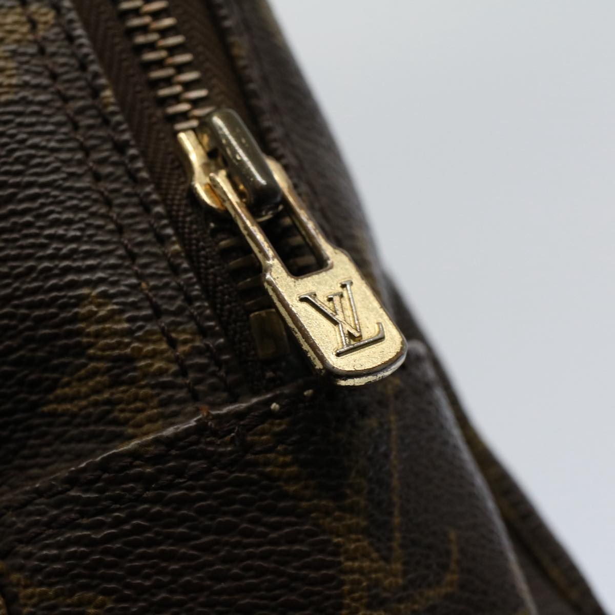 LOUIS VUITTON Monogram Trousse Toilette 28 Clutch Bag M47522 LV am5057